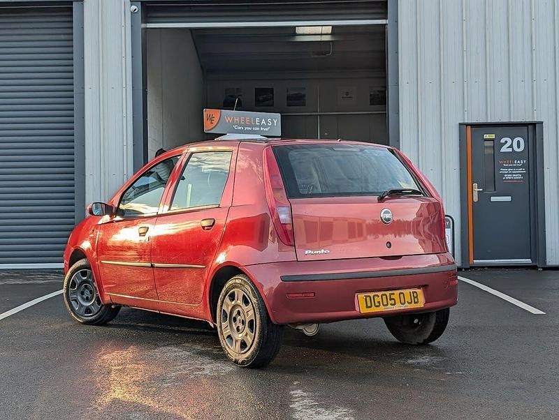Used Fiat Punto Active 2005 Red Hatchback