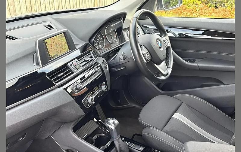 Used BMW X1 Sport Line 148 HP (108 kW) 2016 Silver SUV