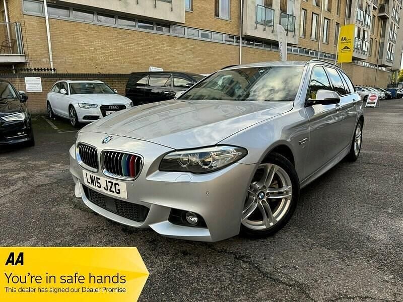 Gebraucht BMW 520 M Sport 2024 Silber Kombi