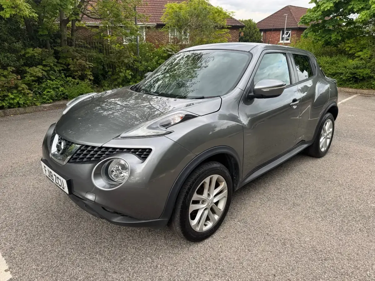 Gebraucht Nissan Juke N-Connecta 110 PS (80 kW) 2018 Grau SUV
