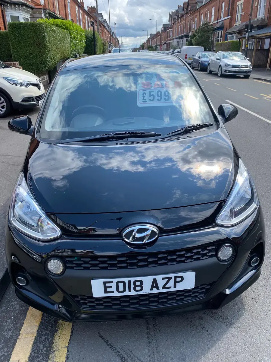 Used Hyundai i10 Premium 67 HP (49 kW) 2018 Black Hatchback
