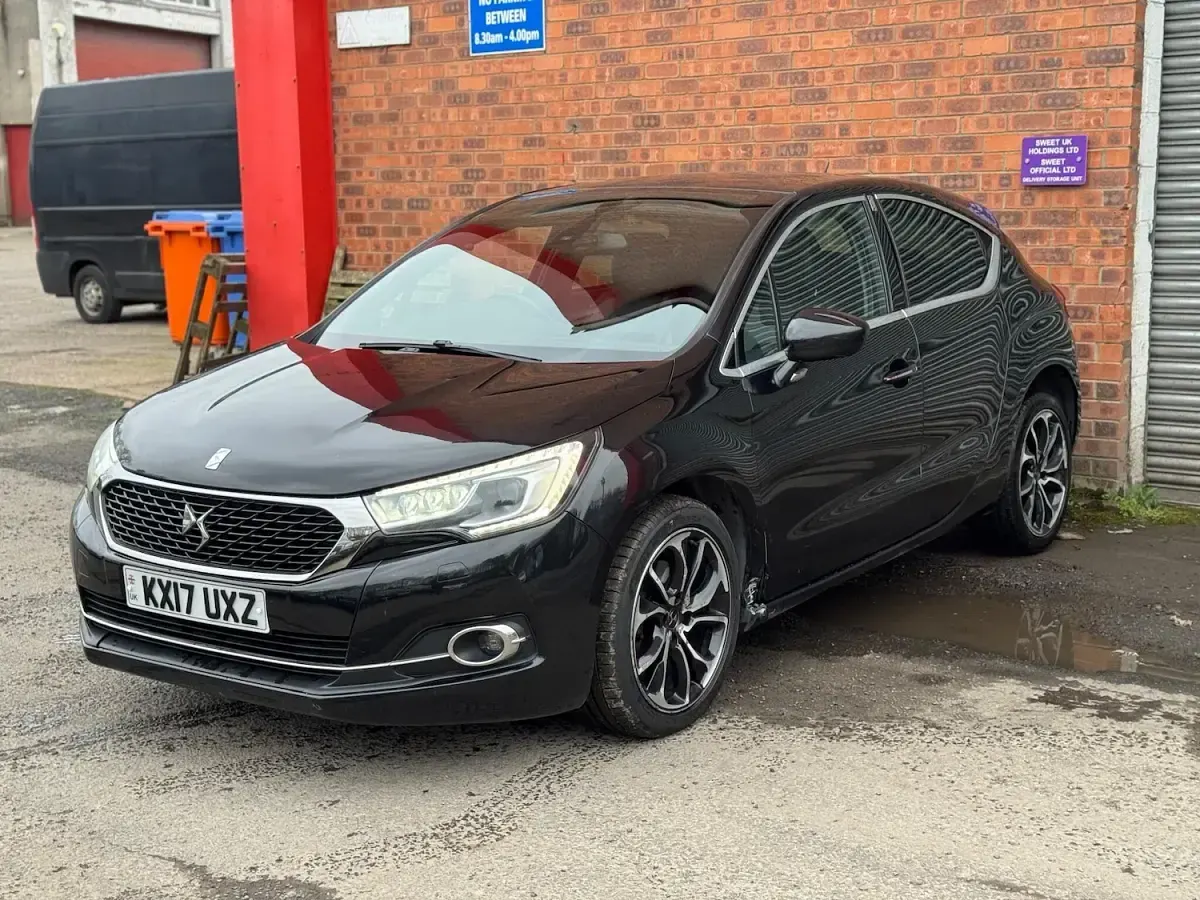 Used DS Automobiles DS4 Prestige 180 HP (132 kW) 2017 Black Hatchback