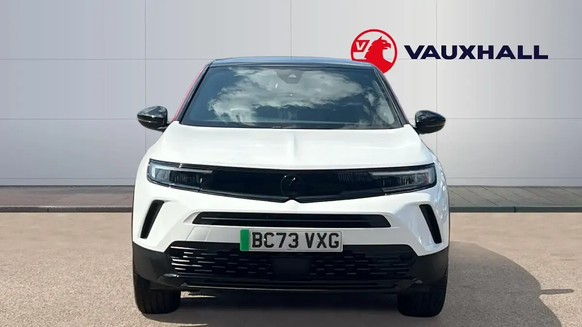 Used Vauxhall Mokka Design Edition 114 kW (156 HP) 2024 White SUV