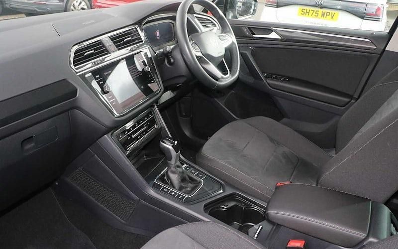 Used VW Tiguan Elegance 150 HP (110 kW) 2023 Black SUV