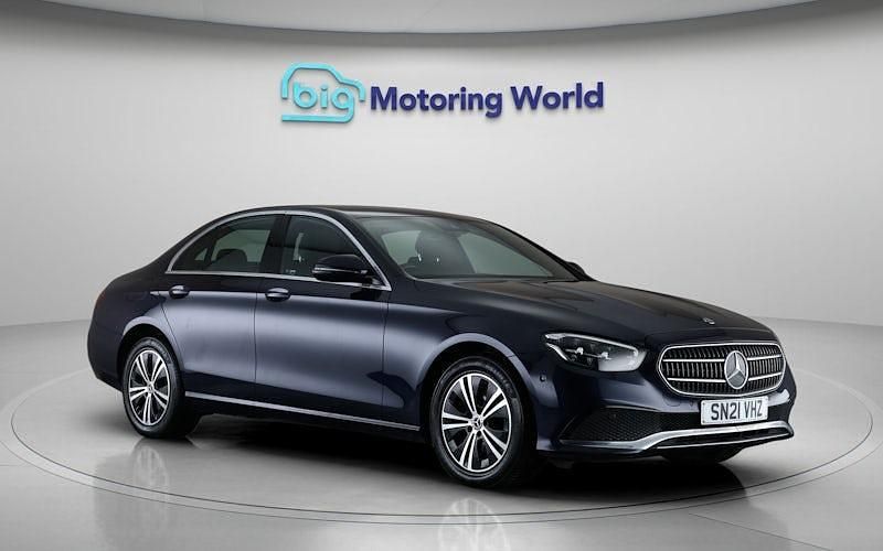 Used Mercedes E220 194 HP (142 kW) 2021 Blue Sedan