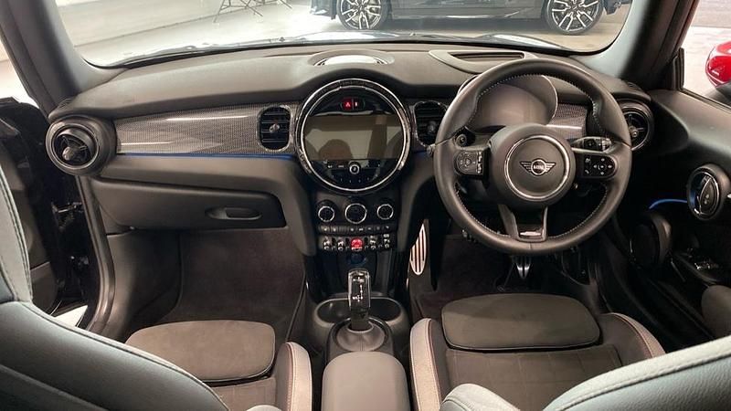 Used Mini John Cooper Works Hatch 228 HP (167 kW) 2023 Black Hatchback