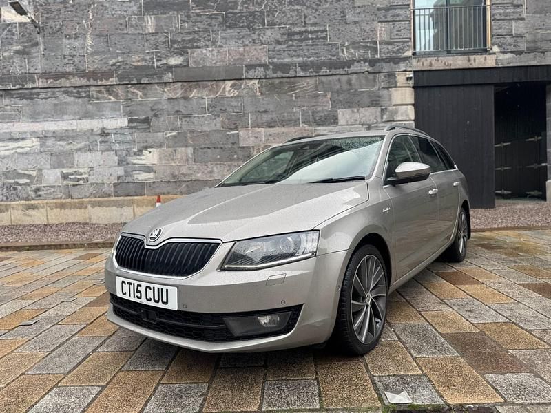 Beige Used 2015 Skoda Octavia Estate | £7,390 (Fair price) - Image 1/4
