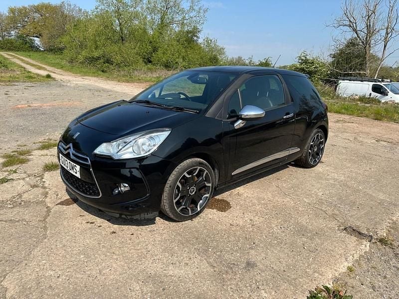 Begagnad Citroën DS3 155 HK (114 kW) 2013 Svart Halvkombi