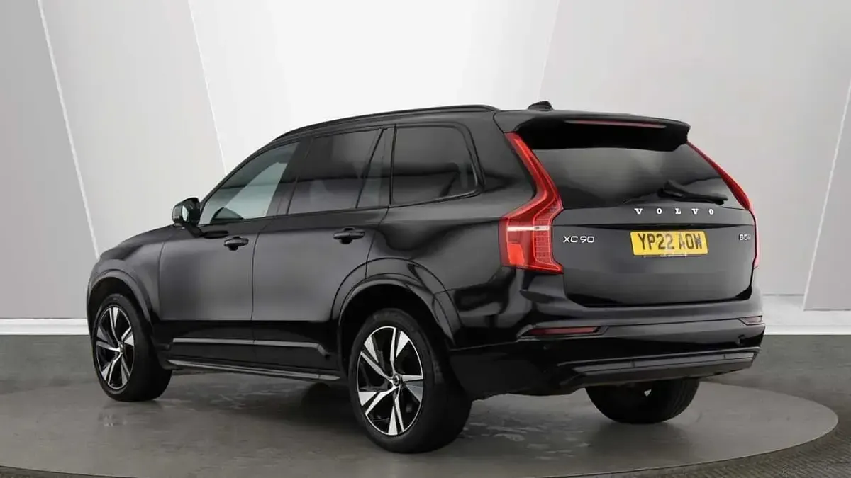 Used Volvo XC90 R-Design 235 HP (172 kW) 2022 Black SUV
