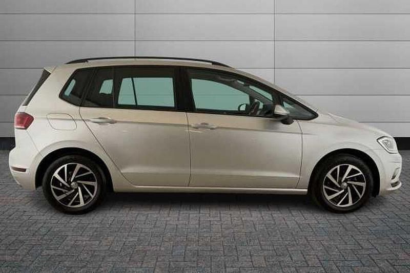 Usado VW Golf VII Match 150 HP (110 kW) 2020 Prateado Citadino
