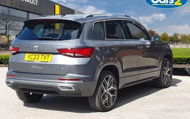 Usado Seat Ateca FR Sport 150 CV (110 kW) 2023 Gris SUV