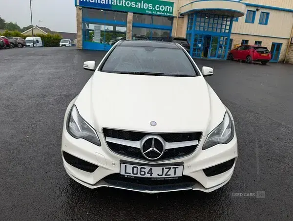 Used Mercedes E220 AMG line 2015 White Coupe