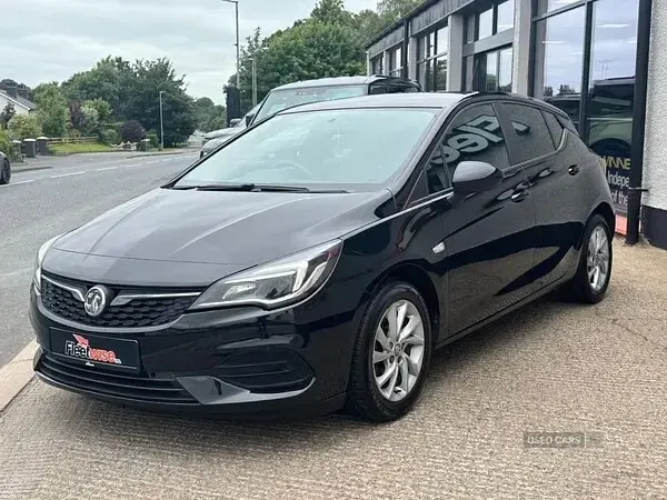 Used Vauxhall Astra Business Edition 122 HP (89 kW) 2020 Black Hatchback