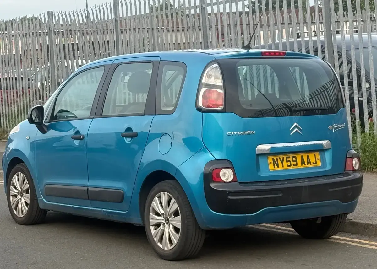 Used Citroën C3 Picasso VTR Sport 90 HP (66 kW) 2009 Blue MPV