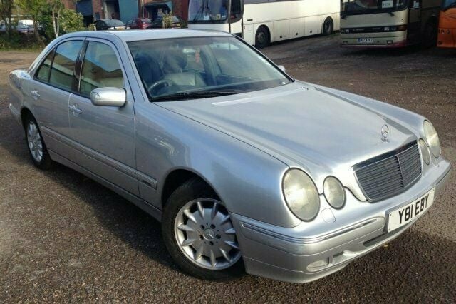 Used 2001 Mercedes E200 Elegance Sedan | £1,590 - Image 1/4