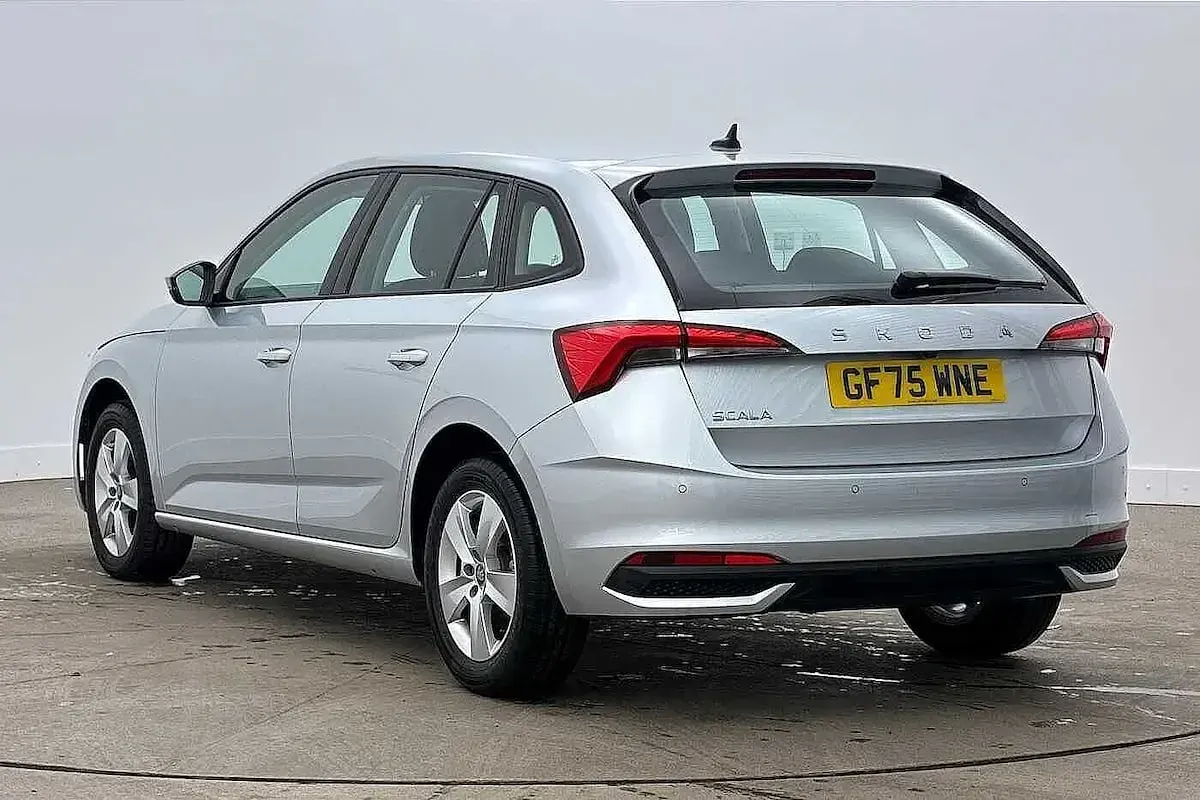 Used Skoda Scala SE 85 HP (62 kW) 2025 Brilliant silver metallic Hatchback