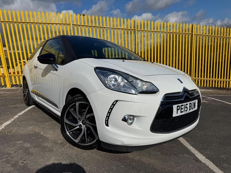 White Used 2015 Citroën DS3 Hatchback | £4,994 (Fair price) - Image 1/4