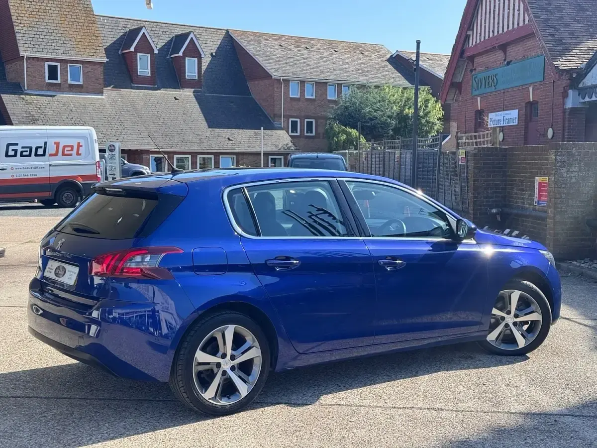 Used Peugeot 308 Allure 2019 Blue Hatchback