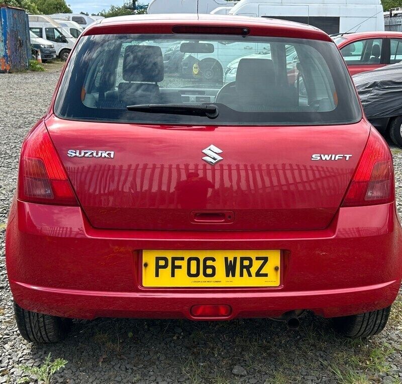 Image 4/4