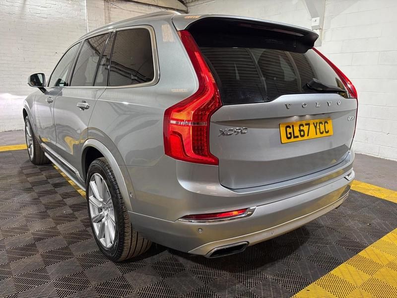 Usado Volvo XC90 Inscription 235 HP (172 kW) 2018 Prateado SUV