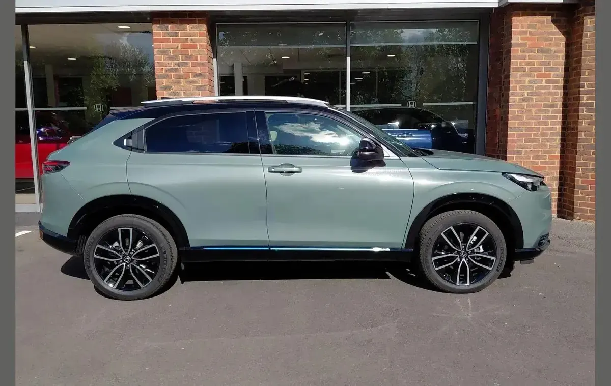 Used Honda HR-V Advance 131 HP (96 kW) 2026 Green SUV