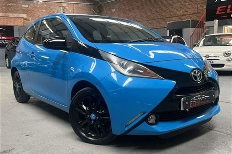 Blue Used 2015 Toyota Aygo X-cite Hatchback | £5,750 (A bit pricey) - Image 1/4
