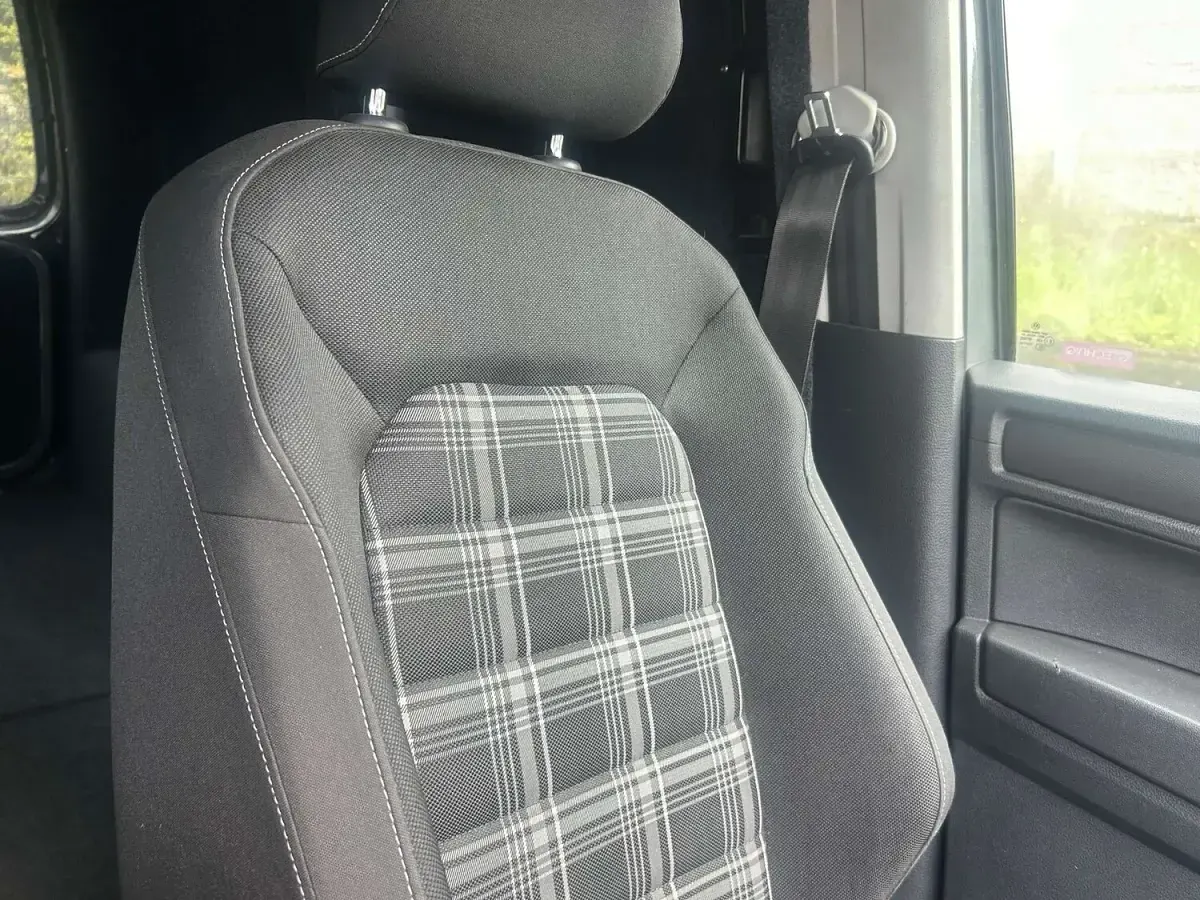 Used VW Caddy Highline 150 HP (110 kW) 2017 Grey MPV