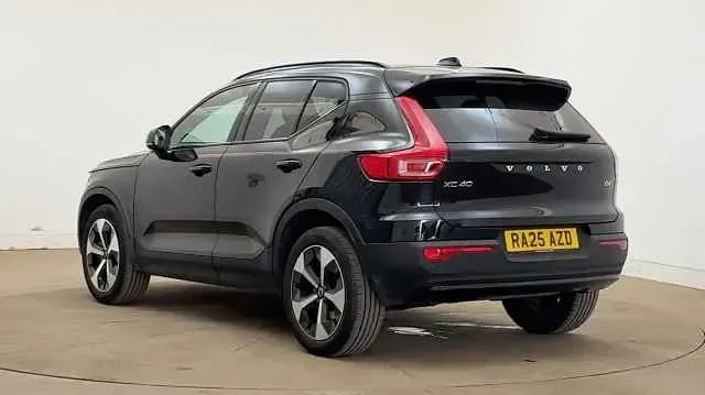 Used Volvo XC40 Plus 194 HP (142 kW) 2025 Black SUV