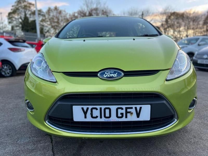 Used Ford Fiesta Zetec 2010 Green Hatchback