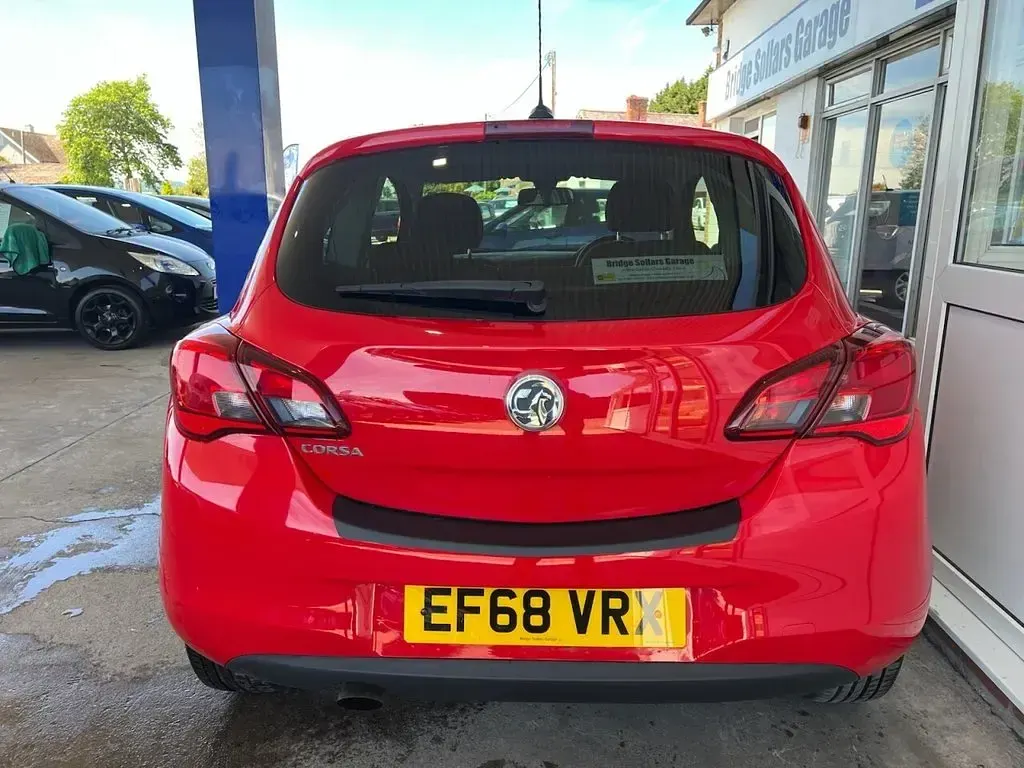 Used Vauxhall Corsa 75 HP (55 kW) 2019 Lava red Hatchback
