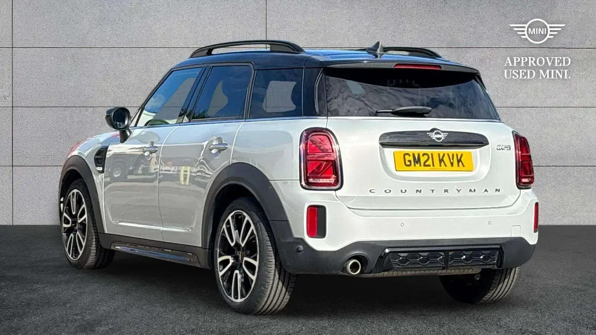 Used Mini Cooper Countryman Sport 134 HP (98 kW) 2021 Silver SUV