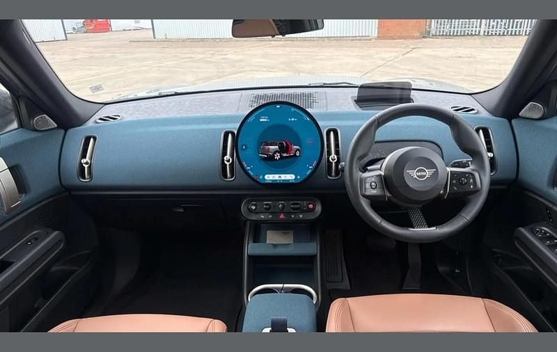 Used Mini Countryman Exclusive 218 HP (160 kW) 2025 Green SUV