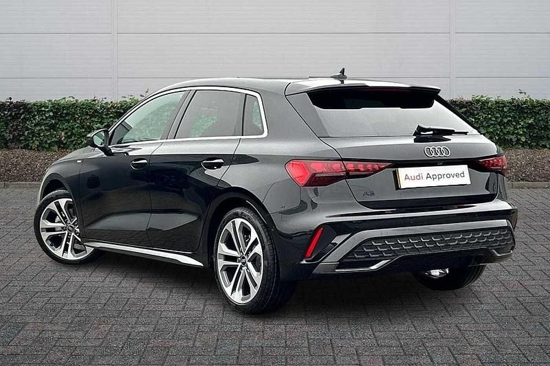 Used Audi A3 S-Line 2025 Mythos black, metallic Hatchback