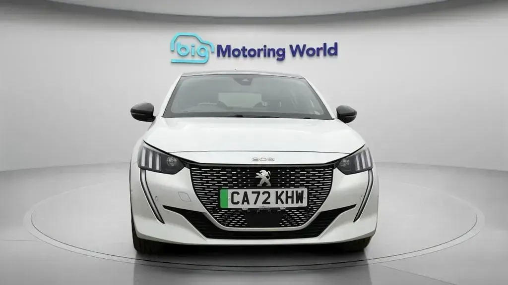 Used Peugeot e-208 GT 98 kW (134 HP) 2022 Hatchback