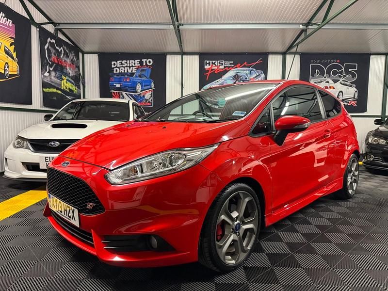 Used Ford Fiesta ST 2013 Red Hatchback