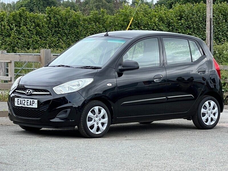 Black Used 2012 Hyundai i10 Classic Hatchback | £2,795 (Fair price) - Image 1/4