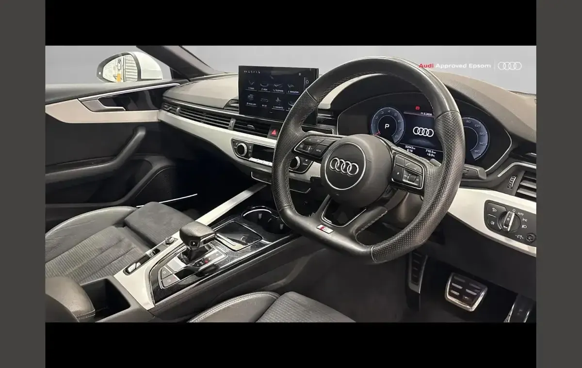 Used Audi A5 S-Line 200 HP (147 kW) 2023 White Coupe