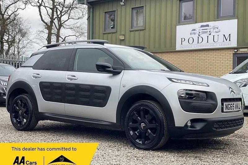 Used Citroën C4 Cactus Flair 82 HP (60 kW) 2016 Silver Hatchback