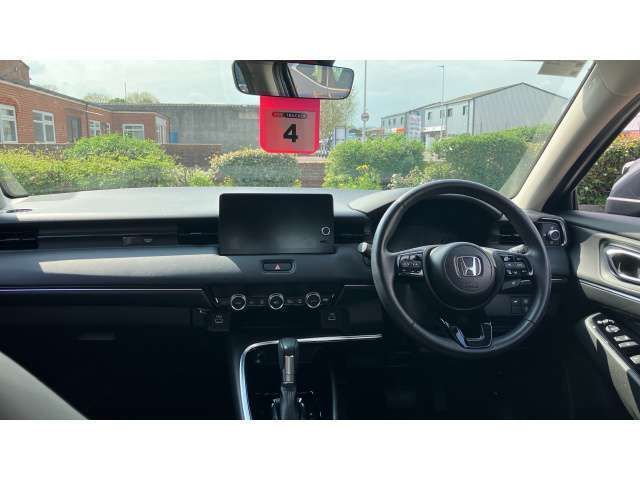 Image 4/4