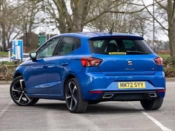 Used Seat Ibiza FR Sport 95 HP (69 kW) 2022 Blue Hatchback