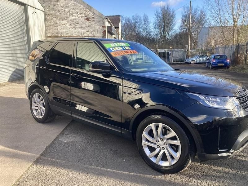 Black Used 2020 Land Rover Discovery 5 HSE SUV | £24,995 (Super price) - Image 1/4