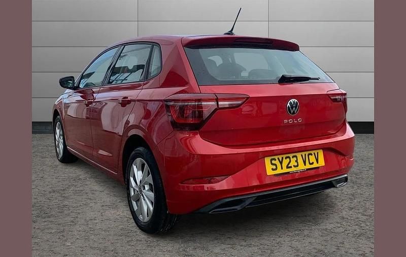 Used VW Polo Style 95 HP (69 kW) 2023 Red Hatchback