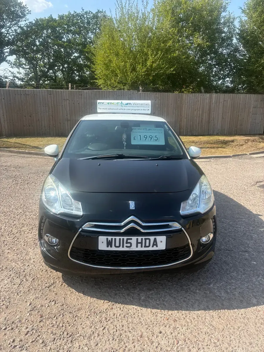 Used Citroën DS3 90 HP (66 kW) 2015 Black Hatchback