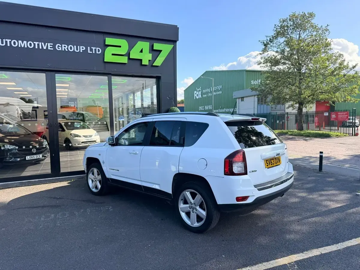 Used Jeep Compass Limited 163 HP (119 kW) 2014 White SUV