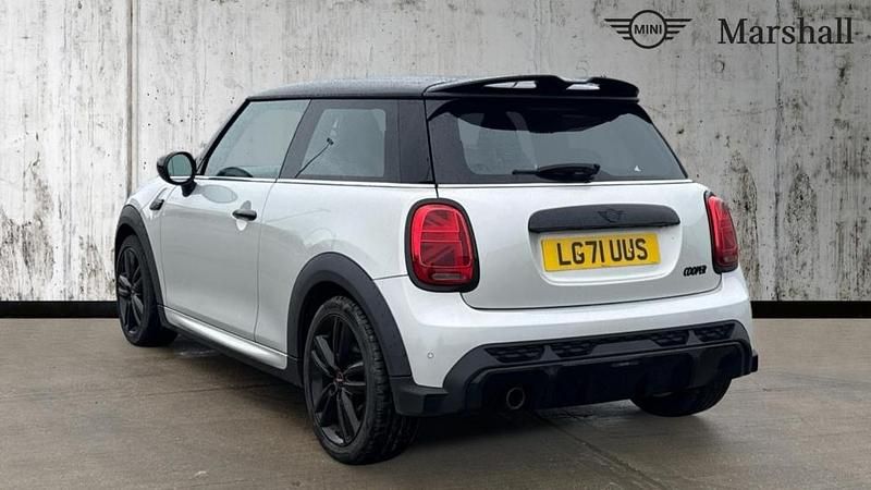 Used Mini Cooper Sport 136 HP (100 kW) 2021 White silver Hatchback