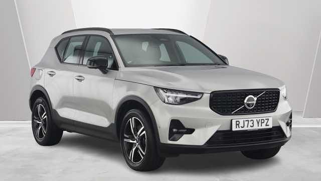 Used 2024 Volvo XC40 Plus SUV | £28,687 (Fair price) - Image 1/4