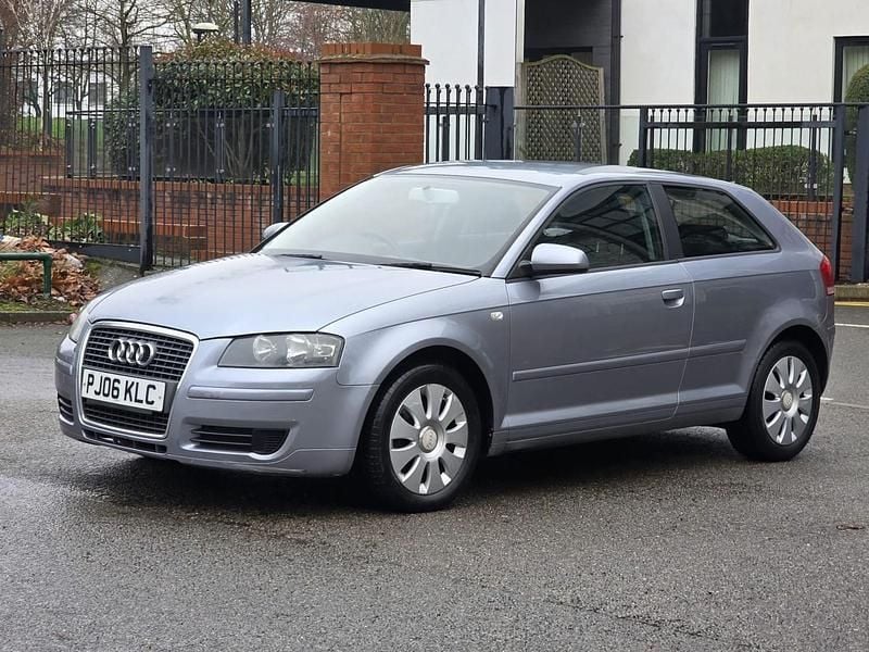 Used Audi A3 100 HP (73 kW) 2006 Silver Hatchback
