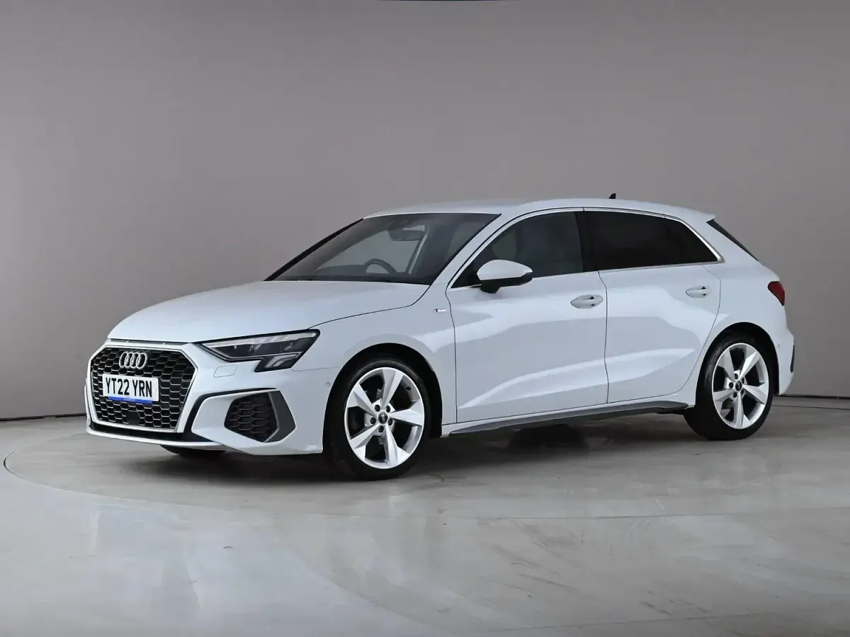 Used Audi A3 Sportback S-Line 110 HP (80 kW) 2022 White Hatchback