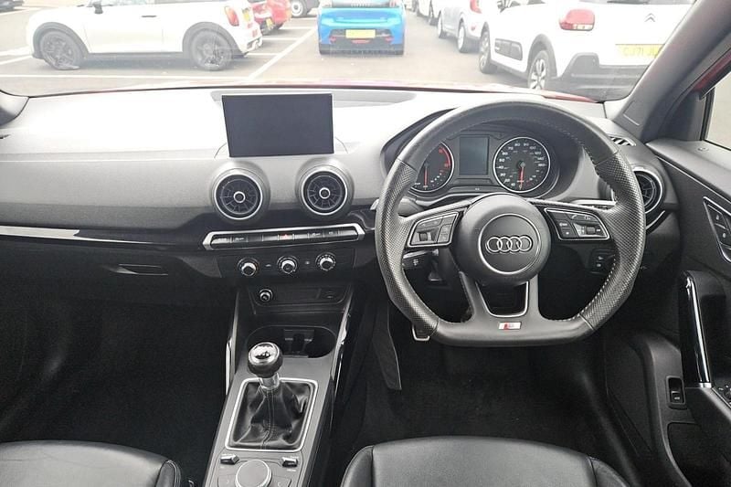Used Audi Q2 Black Edition 150 HP (110 kW) 2020 Red SUV