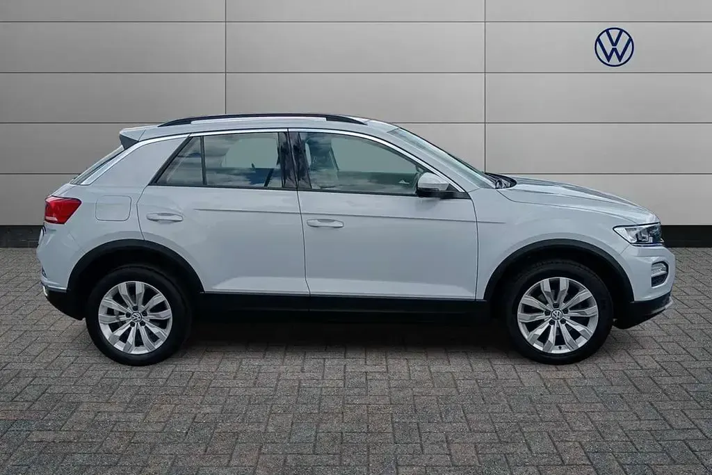 Begagnad VW T-Roc SE 150 HK (110 kW) 2019 Silver SUV